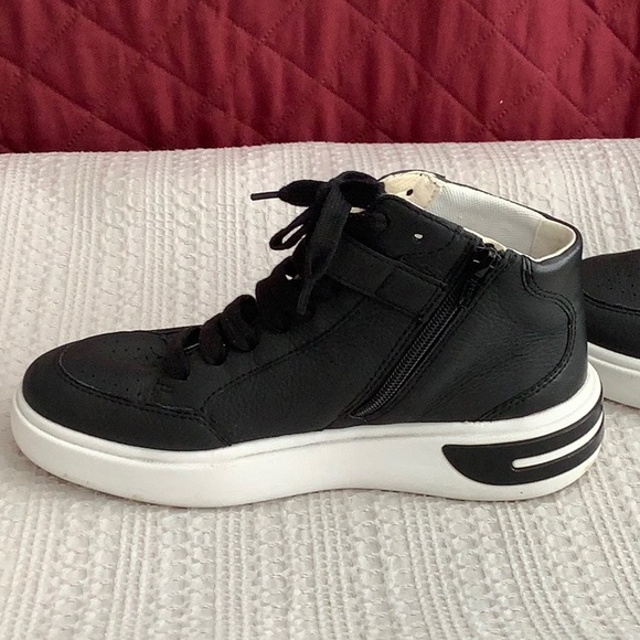 Geox high sneakers size 8 - Picture 6 of 9